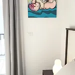 Lido & *