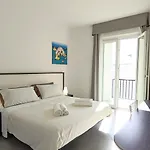 Lido & Hotel *